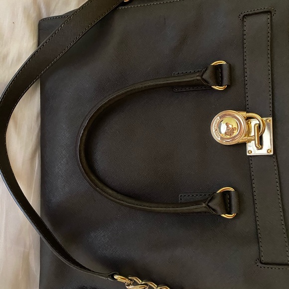 Pre Loved ♥️MK handbag - Picture 1 of 6